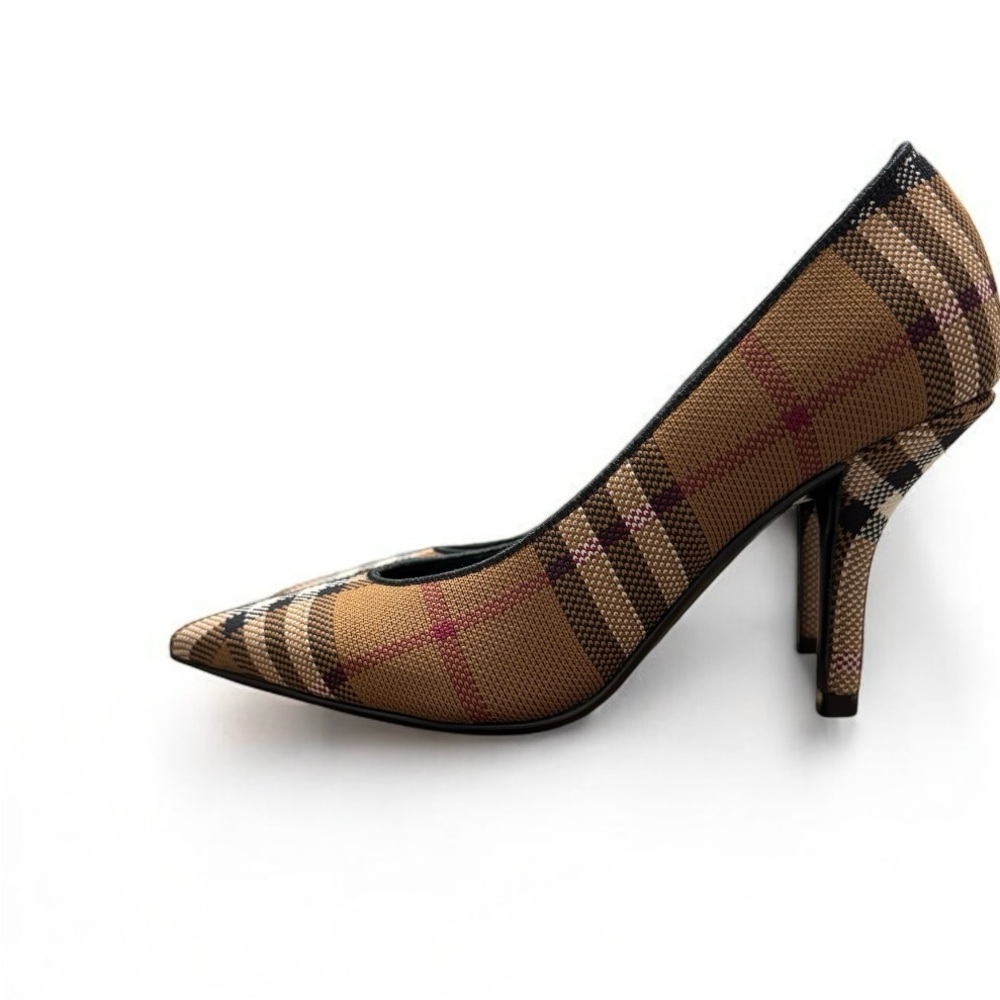 Shoes - Picture 5 of 14
